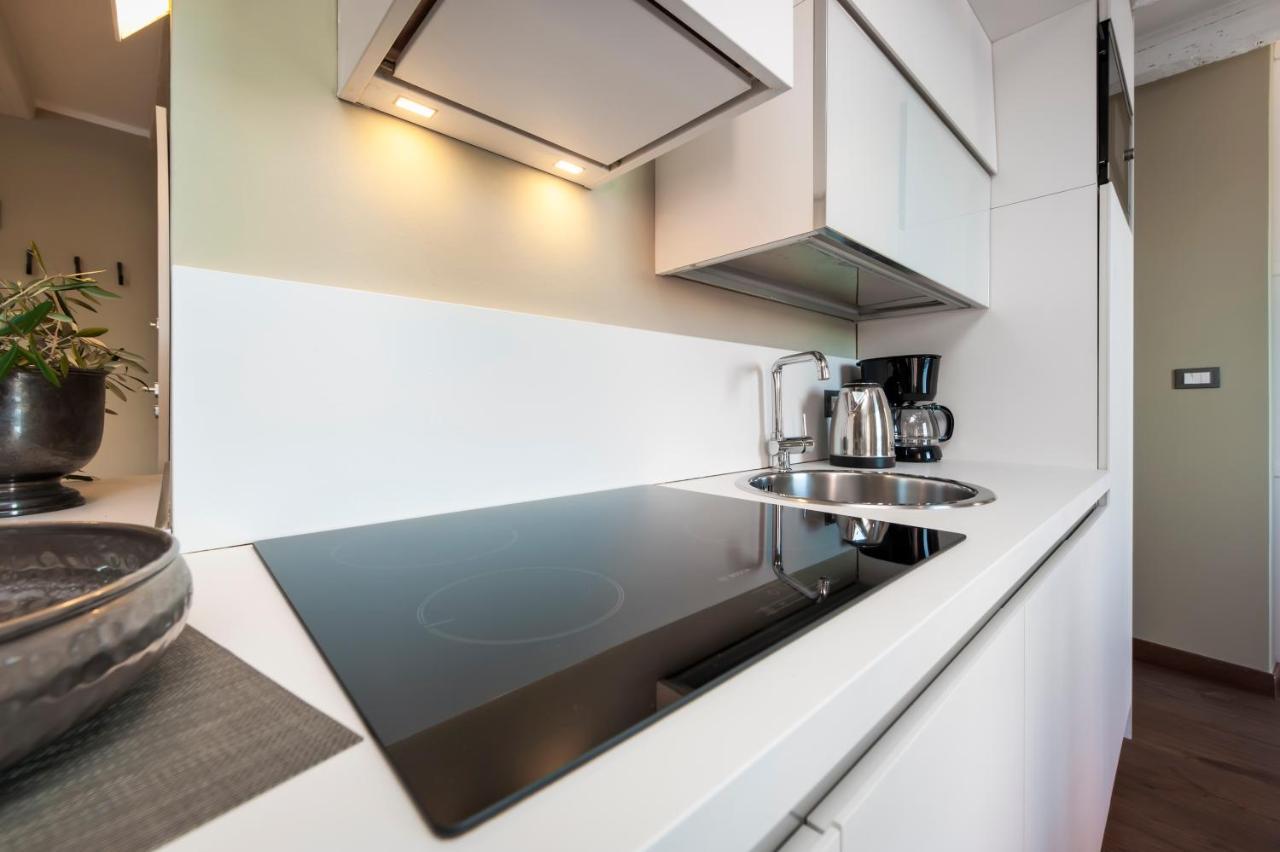 Apartment Mediterraneo Ровинь Экстерьер фото