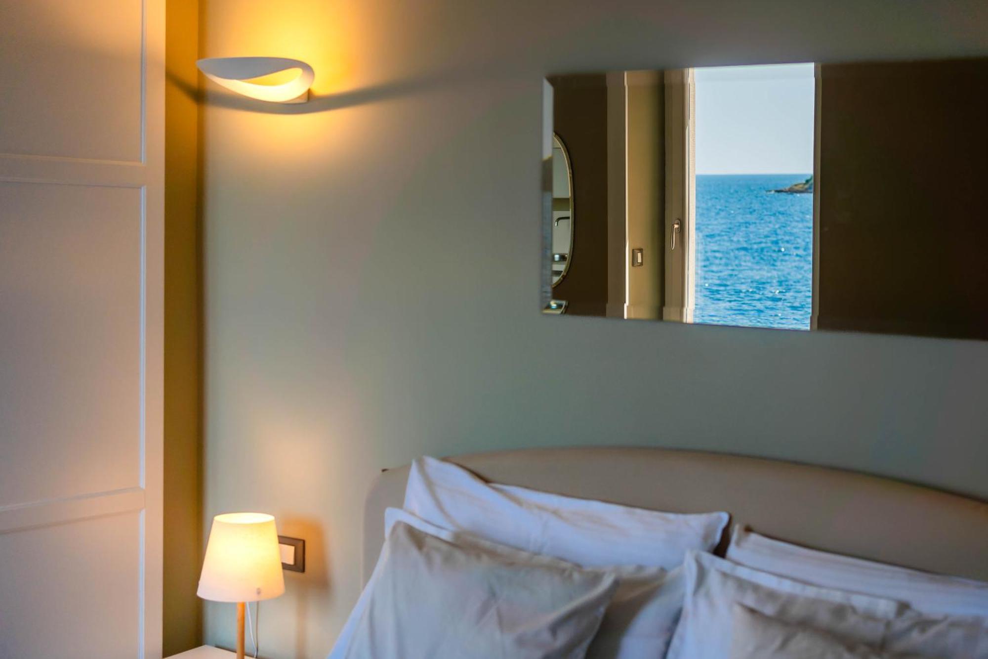 Apartment Mediterraneo Ровинь Экстерьер фото